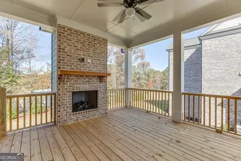Exterior - 450 Thunder Rd, Buford, GA 30518 photo 3 of 12