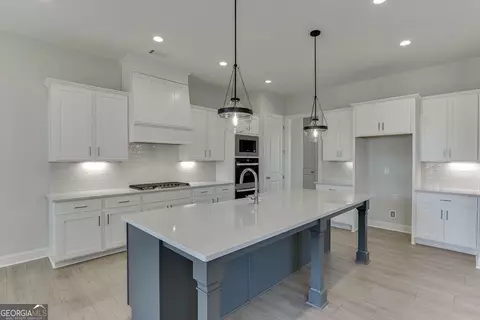 Kitchen - 450 Thunder Rd, Buford, GA 30518 photo 3 of 3