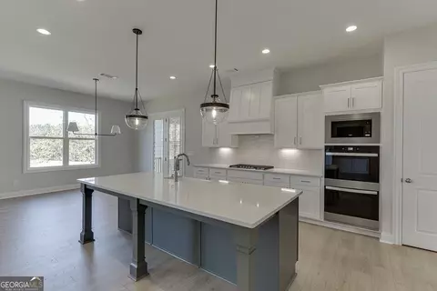 Kitchen - 450 Thunder Rd, Buford, GA 30518 photo 2 of 3