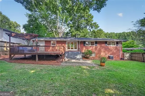 Exterior - 3659 Admiral Dr, Chamblee, GA 30341 photo 5 of 7