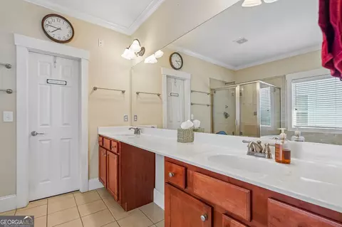 Bath - 155 Pratt Dr, Covington, GA 30014 photo 1 of 3