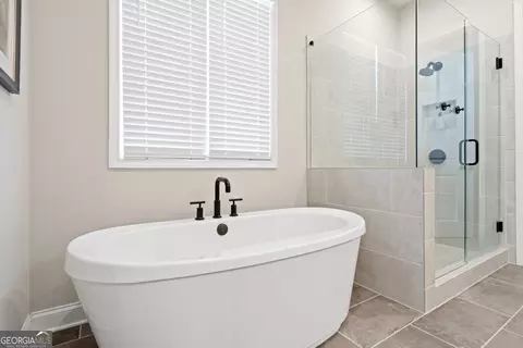 Bath - 213 Fieldbrook Xing, Canton, GA 30115 photo 4 of 9