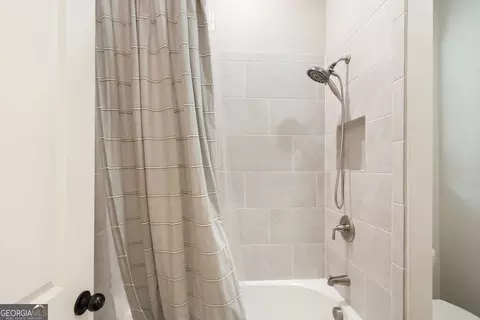 Bath - 213 Fieldbrook Xing, Canton, GA 30115 photo 7 of 9
