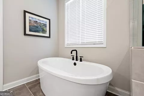 Bath - 213 Fieldbrook Xing, Canton, GA 30115 photo 5 of 9