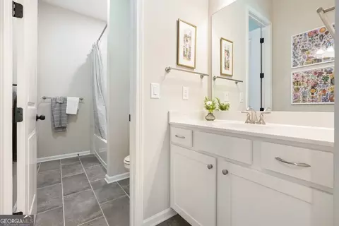 Entry Way - 213 Fieldbrook Xing, Canton, GA 30115 photo 6 of 8