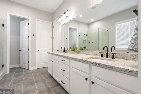 Bath - 213 Fieldbrook Xing, Canton, GA 30115 photo 2 of 9