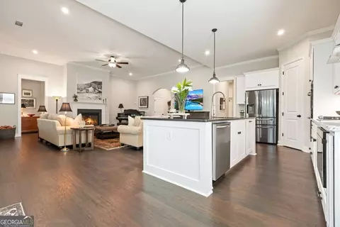 Kitchen - 213 Fieldbrook Xing, Canton, GA 30115 photo 2 of 9