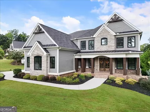 415 Shirley Ln, Alpharetta, GA 30005