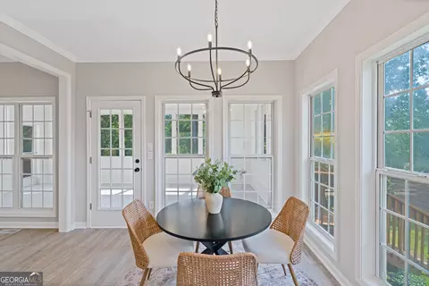 Dining - 4170 Ruby Forest Blvd, Suwanee, GA 30024 photo 3 of 3