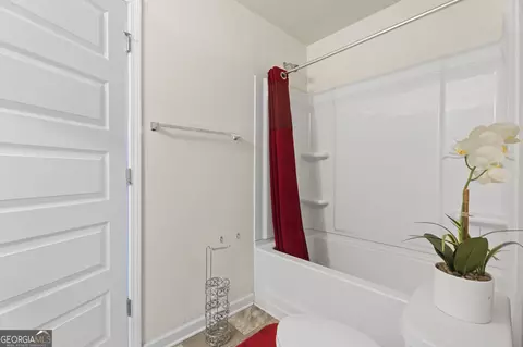 Bath - 12174 Centerra Dr, Hampton, GA 30228 photo 5 of 6