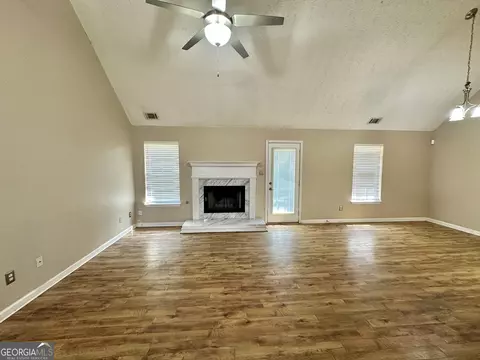 Living - 30 Syracuse Ln, Covington, GA 30016 photo 1 of 1