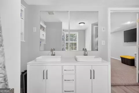 Bath - 39 Cabin Creek Cir, Commerce, GA 30529 photo 5 of 5