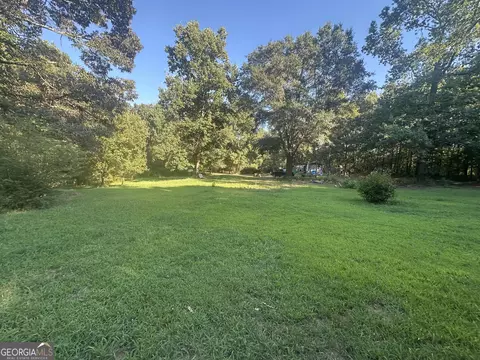 Exterior - 825 Beaver Run Ext, Bowman, GA 30624 photo 2 of 12