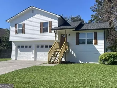 105 Thornwood Dr NE, Cartersville, GA 30121