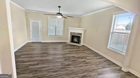 Living - 2159 Grant Ave, Mcdonough, GA 30252 photo 2 of 3