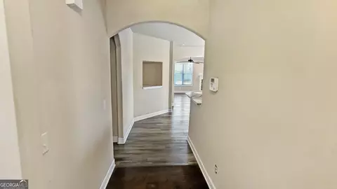 Entry Way - 2159 Grant Ave, Mcdonough, GA 30252 photo 5 of 7