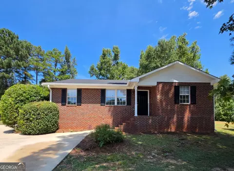 355 Big Oak Cir, Athens, GA 30605