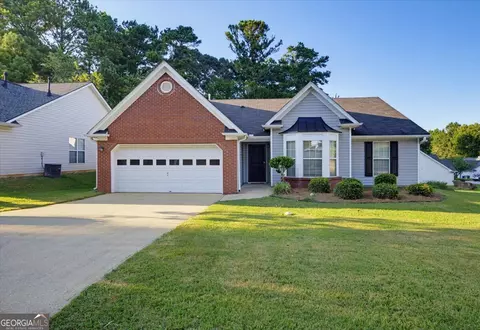 6048 Hillvale Ct, Lithonia, GA 30058