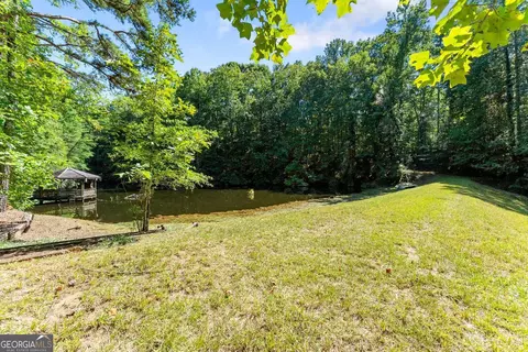 901 Peachtree Cv, Demorest, GA 30535