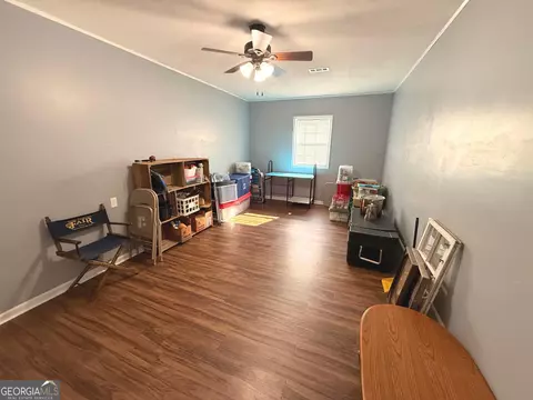 Bedroom - 157 Ext N Jefferson St, Lyons, GA 30436 photo 5 of 5