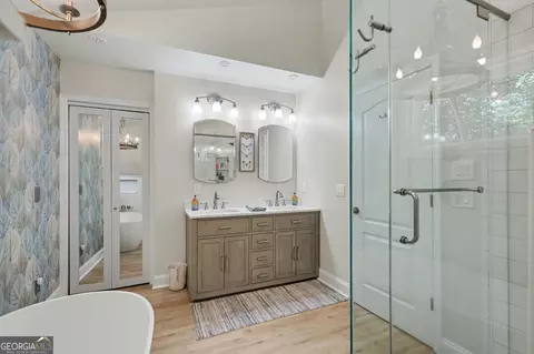 Bath - 174 Bell Colony Rd, Dillard, GA 30537 photo 6 of 7