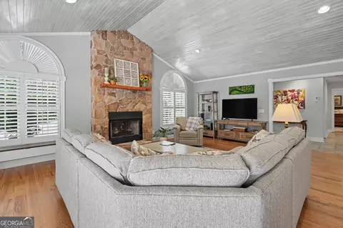 Living - 174 Bell Colony Rd, Dillard, GA 30537 photo 2 of 3
