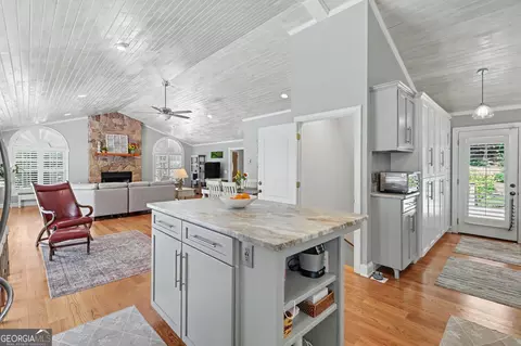 Kitchen - 174 Bell Colony Rd, Dillard, GA 30537 photo 8 of 8