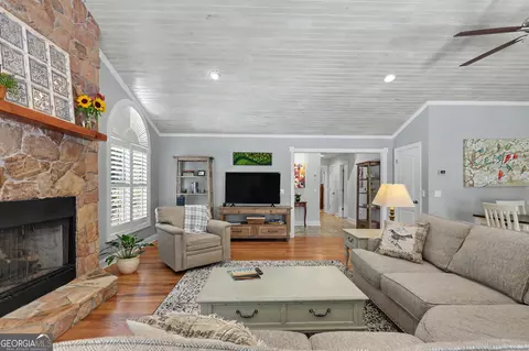 Living - 174 Bell Colony Rd, Dillard, GA 30537 photo 3 of 3