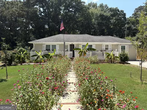309 Glen Iris Dr, Monroe, GA 30655 photo 2