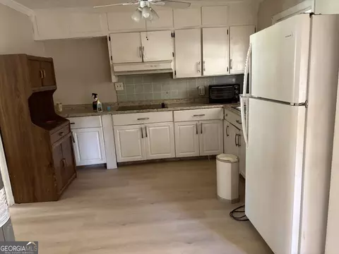 309 Glen Iris Dr, Monroe, GA 30655 photo 4