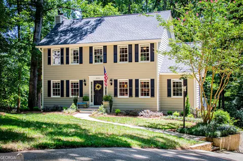 3191 Cedardale Dr, Douglasville, GA 30135