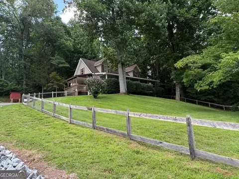 206 Bethabara Loop, Hayesville, NC 28904