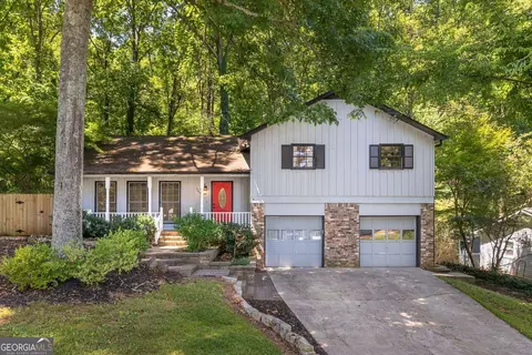2845 Wood Forest Rd, Marietta, GA 30066