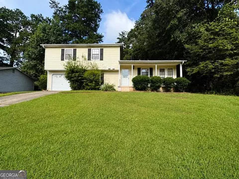 7571 Kevin Pl, Jonesboro, GA 30236