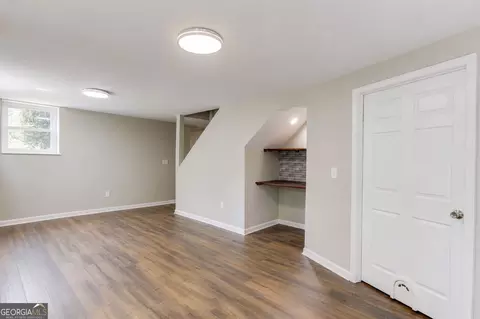 Living - 2373 Whitney Rd, Monroe, GA 30655 photo 3 of 3