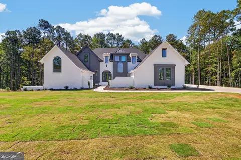 130 Ryder Cir, Tyrone, GA 30290 photo 2