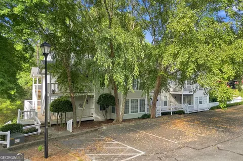 1301 Gettysburg Pl, Sandy Springs, GA 30350