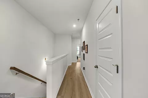 Entry Way - Undisclosed, Cartersville, GA 30121 photo 2 of 4