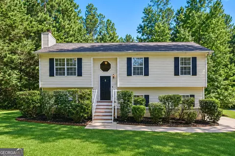 35 Pine Shadows Ct, Dallas, GA 30157