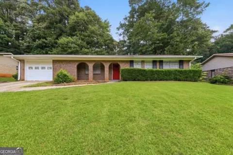 2740 Williamsburg Dr, Decatur, GA 30034