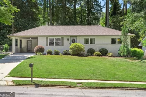 2897 Harcourt Dr, Decatur, GA 30033