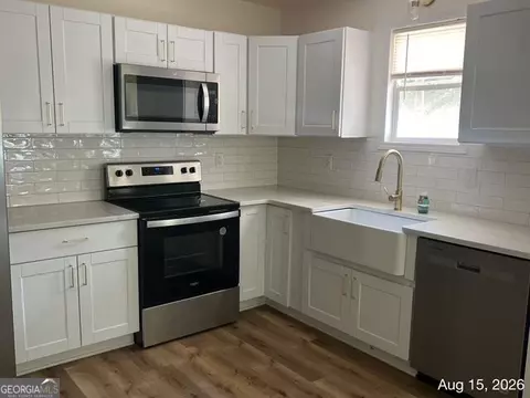 Kitchen - 345 Prather Bridge Rd, Toccoa, GA 30577 photo 1 of 1