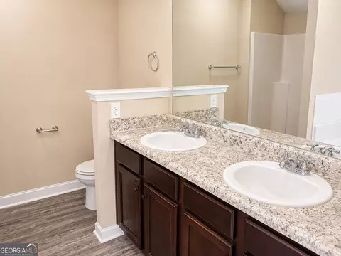Bath - 2277 Church St, Hampton, GA 30228 photo 3 of 6