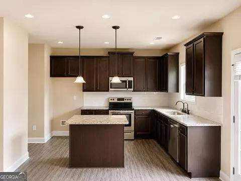Kitchen - 2277 Church St, Hampton, GA 30228 photo 2 of 2