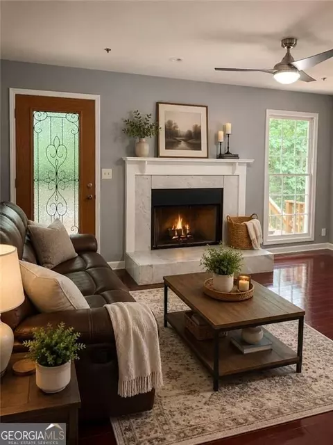 Living - 3728 Spring Leaf Ln, Acworth, GA 30101 photo 1 of 3