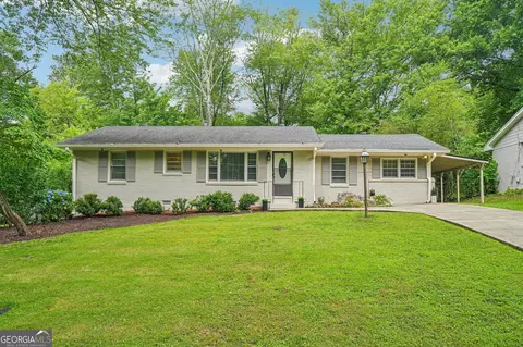 2120 Meadowbrook Ln SE, Marietta, GA 30067