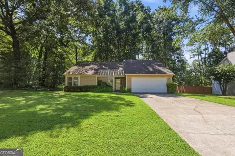 950 Laurel Mill Dr, Roswell, GA 30076