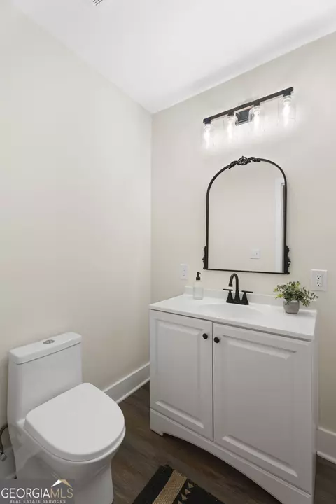Bath - 92 Circle St, Forsyth, GA 31029 photo 1 of 5