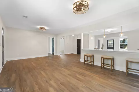 Living - 92 Circle St, Forsyth, GA 31029 photo 2 of 3