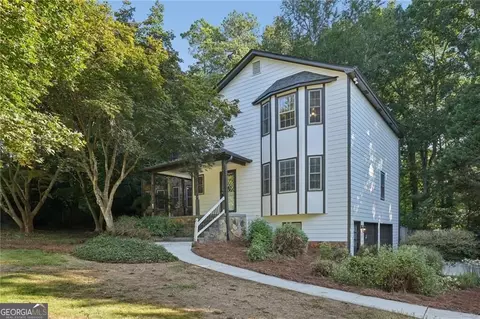 1104 Staples Dr SW, Lilburn, GA 30047